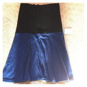 Brand new skirt